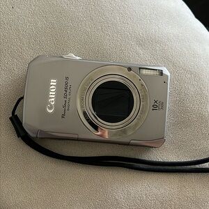 Canon Powershot SD4500 IS Digital ELPH Camera